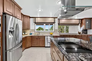 700 Rogart Dr, Spicewood, TX 78669 - Photo 8