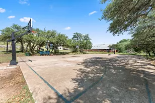 700 Rogart Dr, Spicewood, TX 78669 - Photo 30