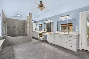 700 Rogart Dr, Spicewood, TX 78669 - Photo 16