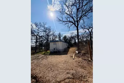 109 Seminole Drive, Smithville, TX 78957 - Photo 14