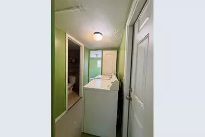 109 Seminole Drive, Smithville, TX 78957 - Photo 8