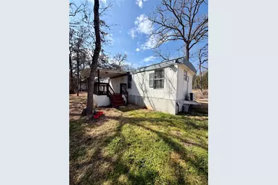 109 Seminole Drive, Smithville, TX 78957 - Photo 1