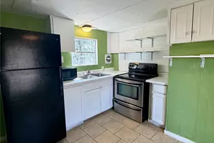 109 Seminole Dr, Smithville, TX 78957 - Photo 6