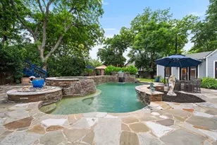 1310 E University Ave, Georgetown, TX 78626 - Photo 4