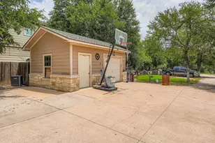 195 Heritage Oaks Dr, Cedar Creek, TX 78612 - Photo 32