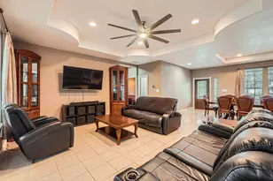 195 Heritage Oaks Dr, Cedar Creek, TX 78612 - Photo 6