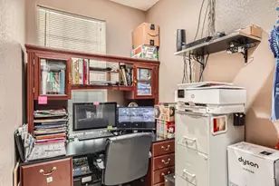 195 Heritage Oaks Dr, Cedar Creek, TX 78612 - Photo 12