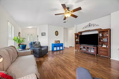 116 Quail Hollow Drive, Hutto, TX 78634 - Photo 6