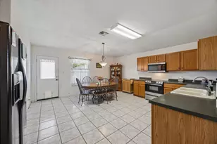 116 Quail Hollow Dr, Hutto, TX 78634 - Photo 8