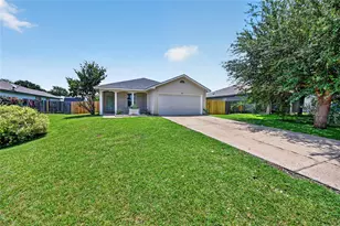 612 Losoya Ct, Hutto, TX 78634 - Photo 1