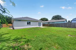 612 Losoya Ct, Hutto, TX 78634 - Photo 4