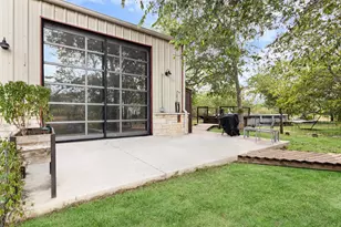 218 Alexandra Ln, Dale, TX 78616 - Photo 14