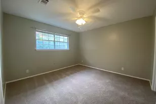 2007 Kirksey Dr, Austin, TX 78741 - Photo 10