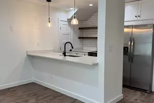 2124 Burton Dr, Austin, TX 78741 - Photo 4