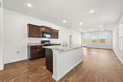 101 Calgary Lane, San Marcos, TX 78666 - Photo 6