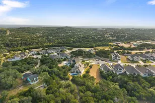 6705 Liberty Grotto Ct, Jonestown, TX 78645 - Photo 32