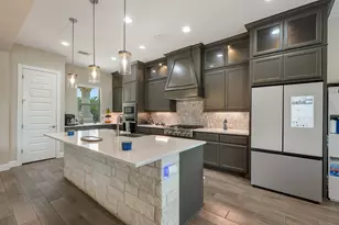 6705 Liberty Grotto Ct, Jonestown, TX 78645 - Photo 10