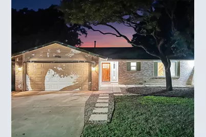 7736 Croftwood Drive, Austin, TX 78749 - Photo 2