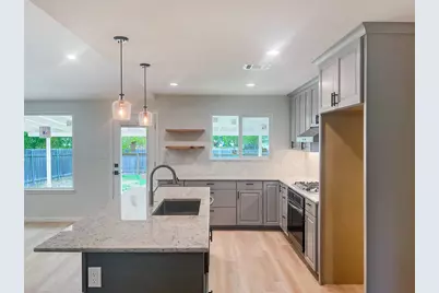 7736 Croftwood Drive, Austin, TX 78749 - Photo 8