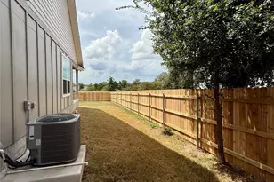 162 Puu Waa Waa Ln, Bastrop, TX 78602 - Photo 26