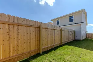 120 Hartson Dr, Taylor, TX 76574 - Photo 32