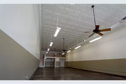 321 N Main Street, Taylor, TX 76574 - Photo 8