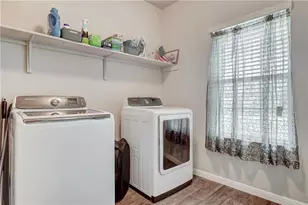 205 Freedom Park Ave, Liberty Hill, TX 78642 - Photo 28