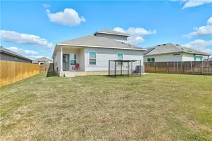 205 Freedom Park Ave, Liberty Hill, TX 78642 - Photo 32