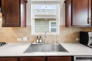729 Clear Stream Crossing, Austin, TX 78753 - Photo 10