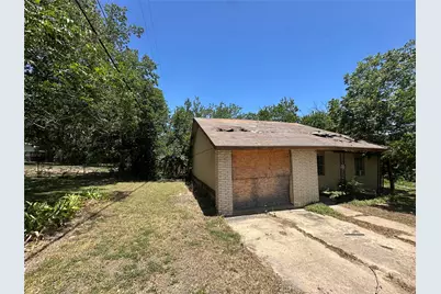 506 Forest Court, Taylor, TX 76574 - Photo 2