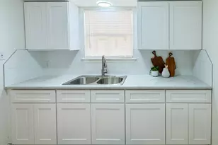 5810 Sweeney Cir, Austin, TX 78723 - Photo 10