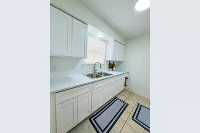 5810 Sweeney Circle #D, Austin, TX 78723 - Photo 8