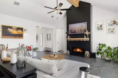 990 Axis Circle, Fredericksburg, TX 78624 - Photo 10