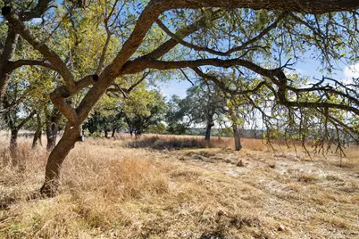 990 Axis Circle, Fredericksburg, TX 78624 - Photo 32