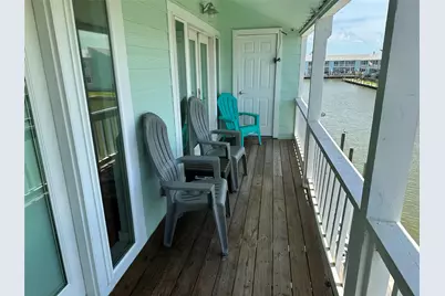 611 Lauderdale Drive, Rockport, TX 78382 - Photo 8