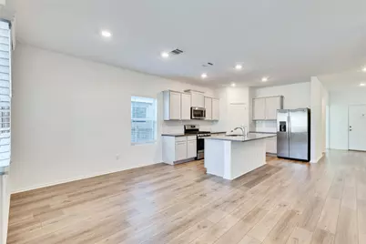 1725 Devine Lake Boulevard, Leander, TX 78641 - Photo 2