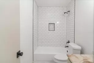 2305 Donna Dr, Taylor, TX 76574 - Photo 24