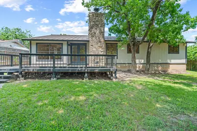 2305 Donna Drive, Taylor, TX 76574 - Photo 4