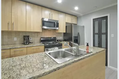 2101 Polaris Avenue #9, Austin, TX 78757 - Photo 2