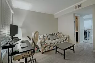 2101 Polaris Ave, Austin, TX 78757 - Photo 10