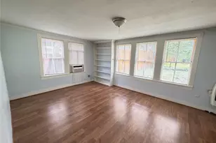 613 Peacock Ln, Austin, TX 78704 - Photo 10