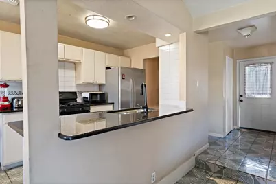 1712 Pine Knoll Drive, Austin, TX 78758 - Photo 2