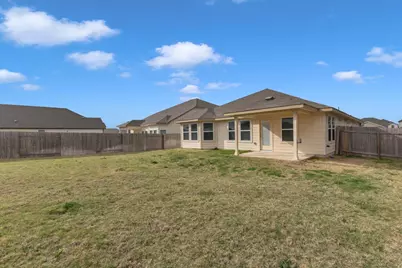 405 Grasslands Trail, Hutto, TX 78634 - Photo 36