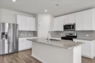 405 Grasslands Trl, Hutto, TX 78634 - Photo 26