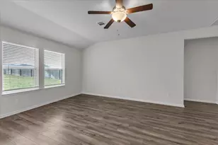 405 Grasslands Trl, Hutto, TX 78634 - Photo 30