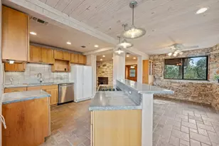 4200 3 Creek Trail, Spicewood, TX 78669 - Photo 6