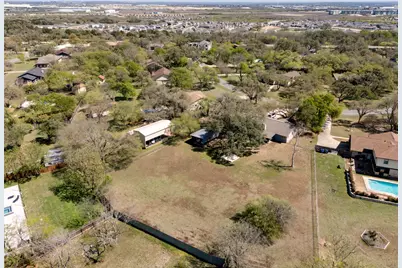 110 Cedar Drive, Mountain City, TX 78610 - Photo 2