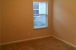 112 Beargrass Dr, Kyle, TX 78640 - Photo 12