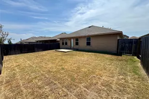 112 Beargrass Dr, Kyle, TX 78640 - Photo 12
