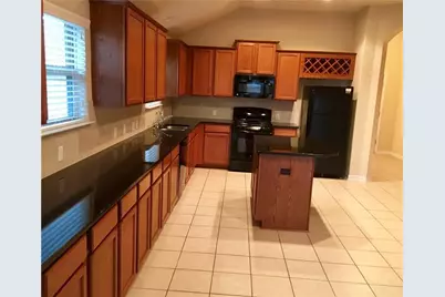 112 Beargrass Drive, Kyle, TX 78640 - Photo 4